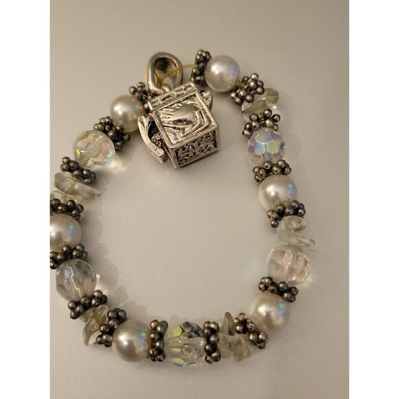 Prayer Box stretch Adjustable Charm Bracelet  fits Sm/Med - Picture 2 of 5